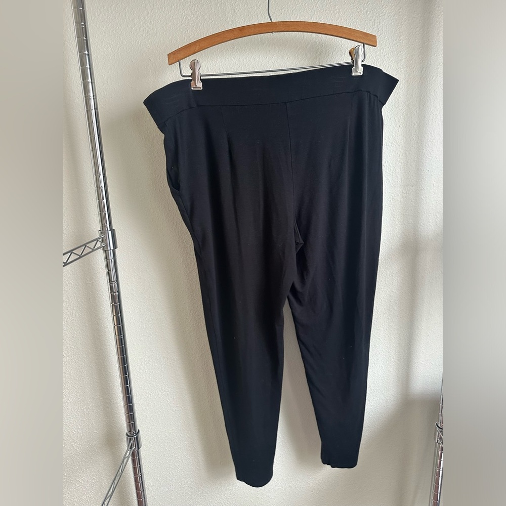 EILEEN FISHER BLACK PANTS